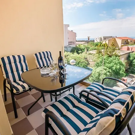 For Four With A Sea View Makarska