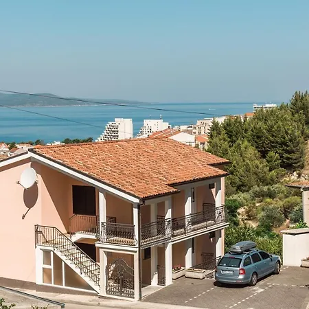 For Four With A Sea View Makarska