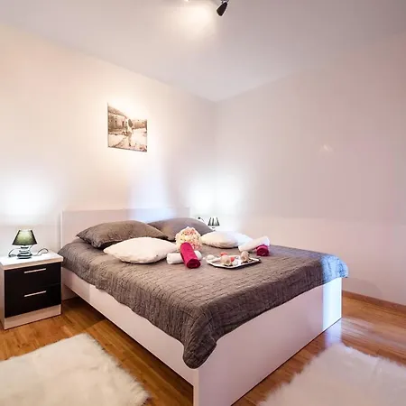 For Four With A Sea View Pensjonat Makarska
